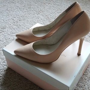BCBG Nude Pumps